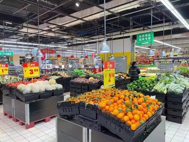 石家庄市生活必需品市场供应充足，食用农产品批发稳定有序